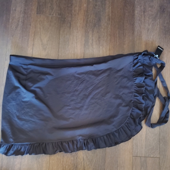 Change Swim Coverup Size L/XL - Picture 3 of 3